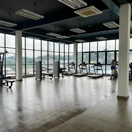 Cozy Studio Sk 1 Residence For 4 Pax Upm Mines Serdang Seri Kembangan Exterior photo